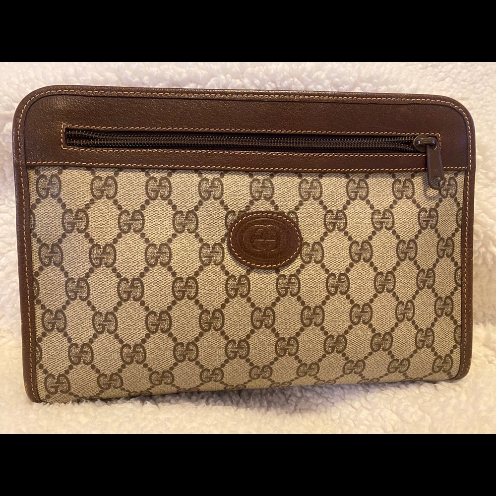 Authentic Gucci GG canvas cosmetic/clutch bag